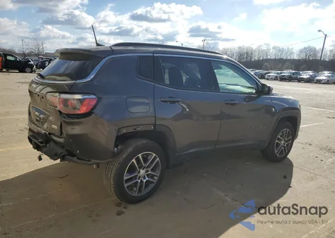2017 Jeep Compass Latitude z USA, uszkodzony, nr VIN 3C4NJDBB7HT651763